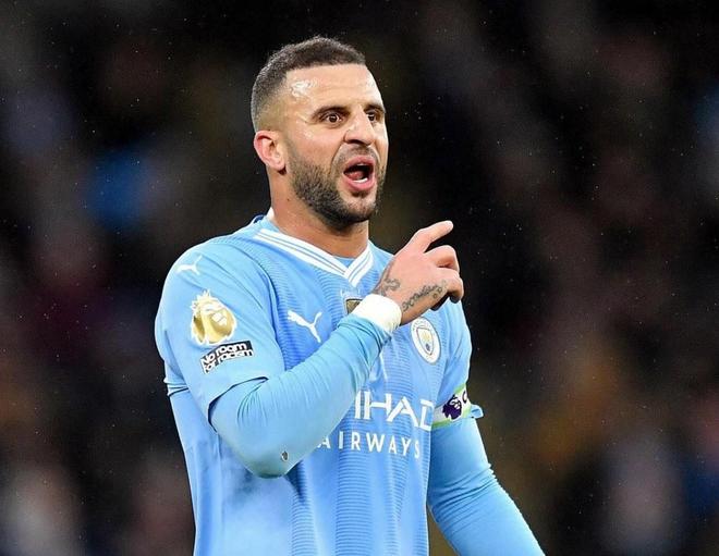 4-3险胜布莱顿＋斩获联赛4连胜＋跃居积分榜第3位＋各项赛事6连胜（4-3力克布莱顿，联赛四连胜升至第3，各项赛事豪取六连胜）