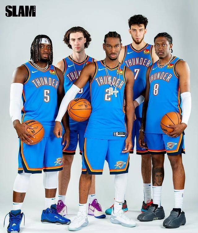 巴萨梅西进球破纪录欧冠历史时刻（梅西欧冠破纪录，巴萨见证历史一刻）