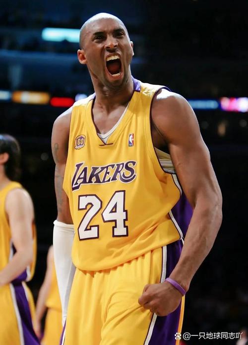 自2022年3月以来，罗马首次取得欧战客场两连胜（罗马2022年3月后首次实现欧战客场两连胜）