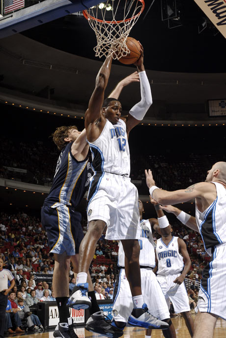 由于薪资微薄，意大利新闻工作者宣布在11月28日罢工（意大利记者因薪酬偏低将于11月28日罢工）