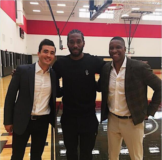 国足友谊赛战胜韩国展现新阵容（国足热身赛力克韩国，全新阵容亮相）