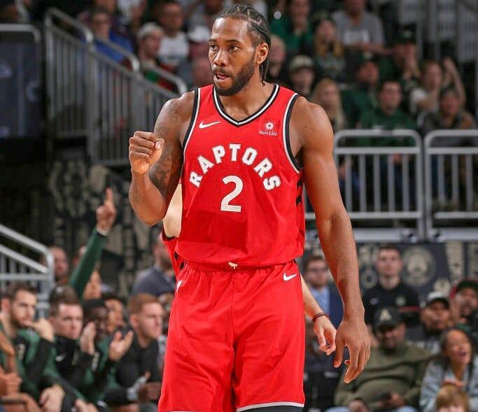 球星用一次大帽点燃全队（球星关键封盖点燃全队士气）