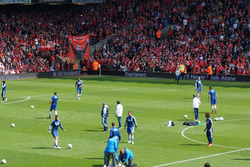 足球西甲双雄同日失分，冠军悬念再次被点燃