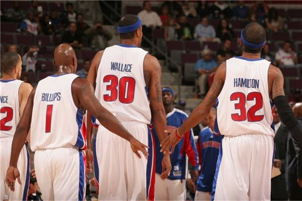 时隔811天复出，博格巴完成生涯法甲首秀（811天后重返赛场，博格巴上演法甲处子秀）