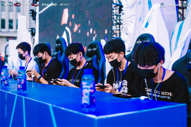 动的地位不 动的地位不